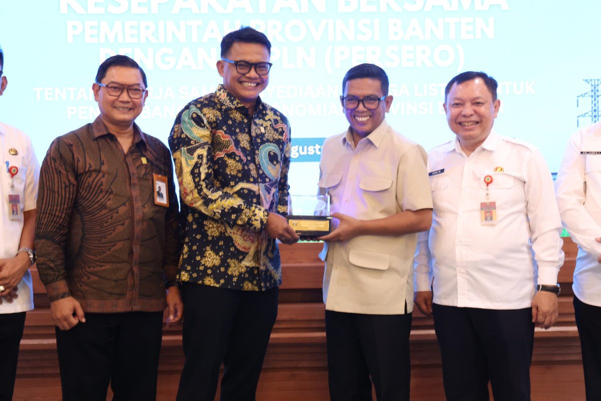 Gubenur Banten Andra Soni dan PLN Perkuat Sinergi Pasokan Listrik untuk Dukung Investasi