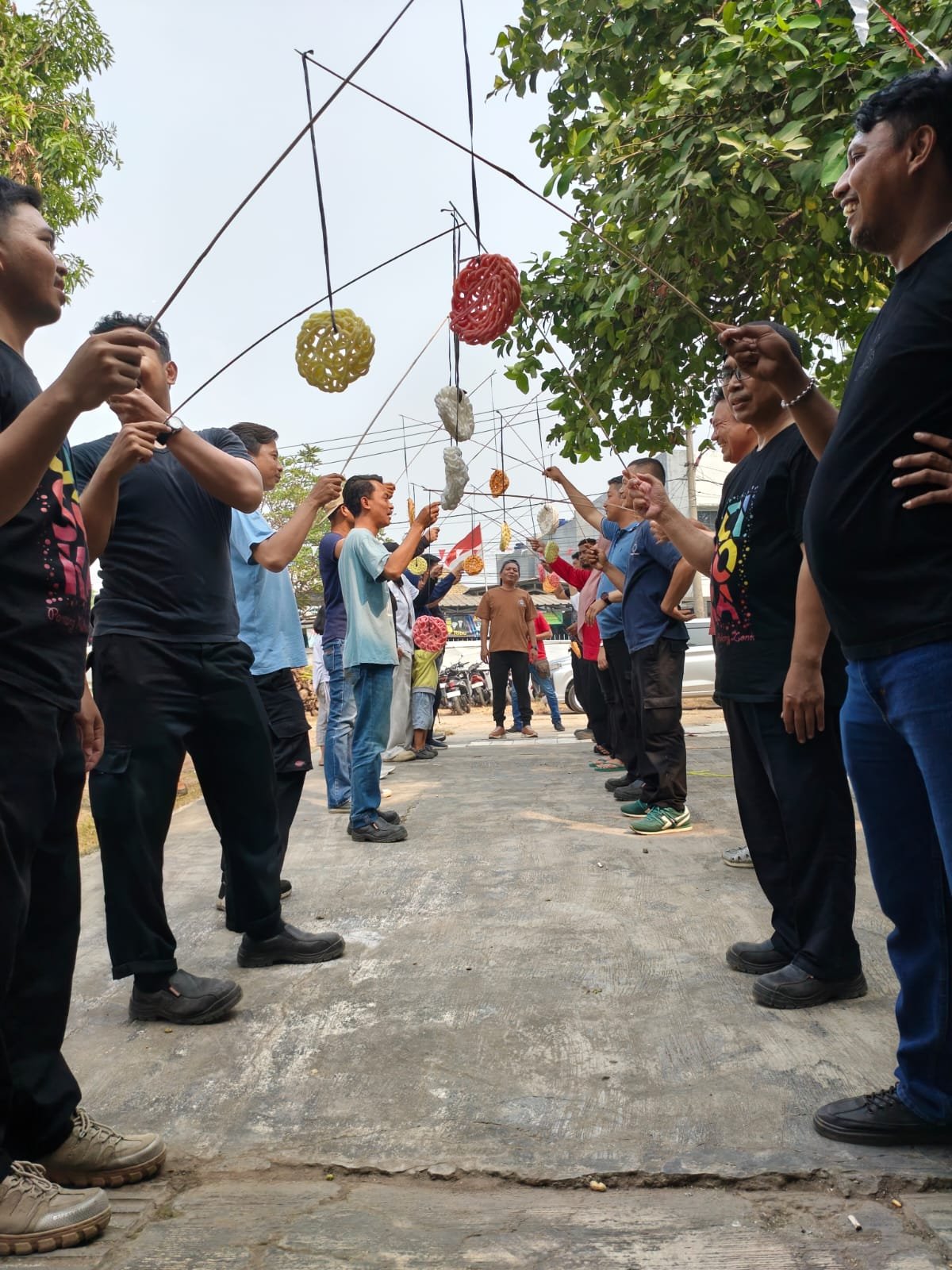 PT Graha Bara Lestari Meriahkan HUT Kemerdekaan RI ke-81 dengan Berbagai Perlombaan