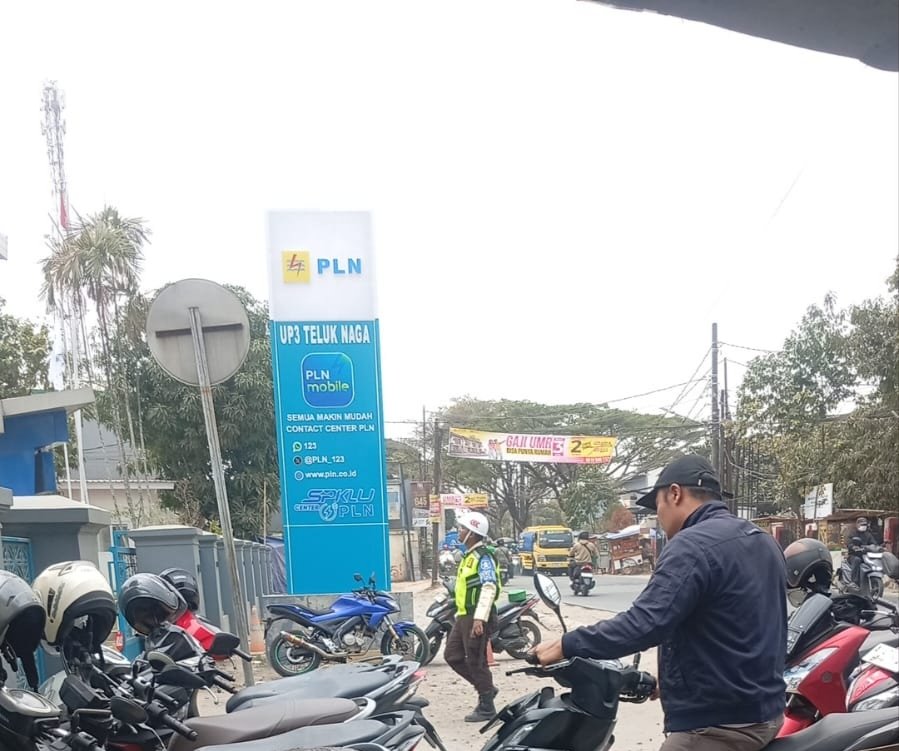 Joni Aktivis Sepatan Desak PLN UP3 Teluk Naga Evaluasi Pelayanan Registrasi Pasang Baru, Warga Keluhkan Proses Verifikasi